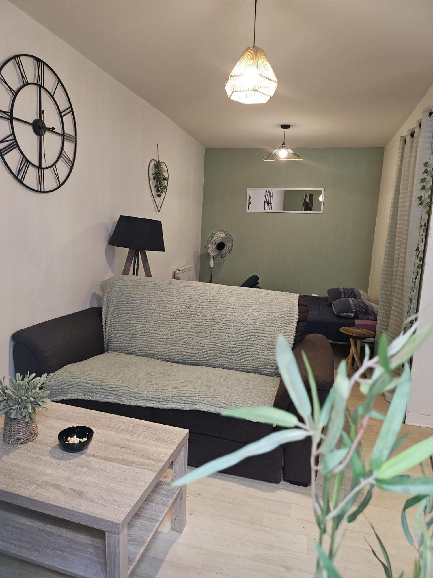 49 Studio Centre-Ville Box A Bagages Gratuits Carcassonne Exterior foto