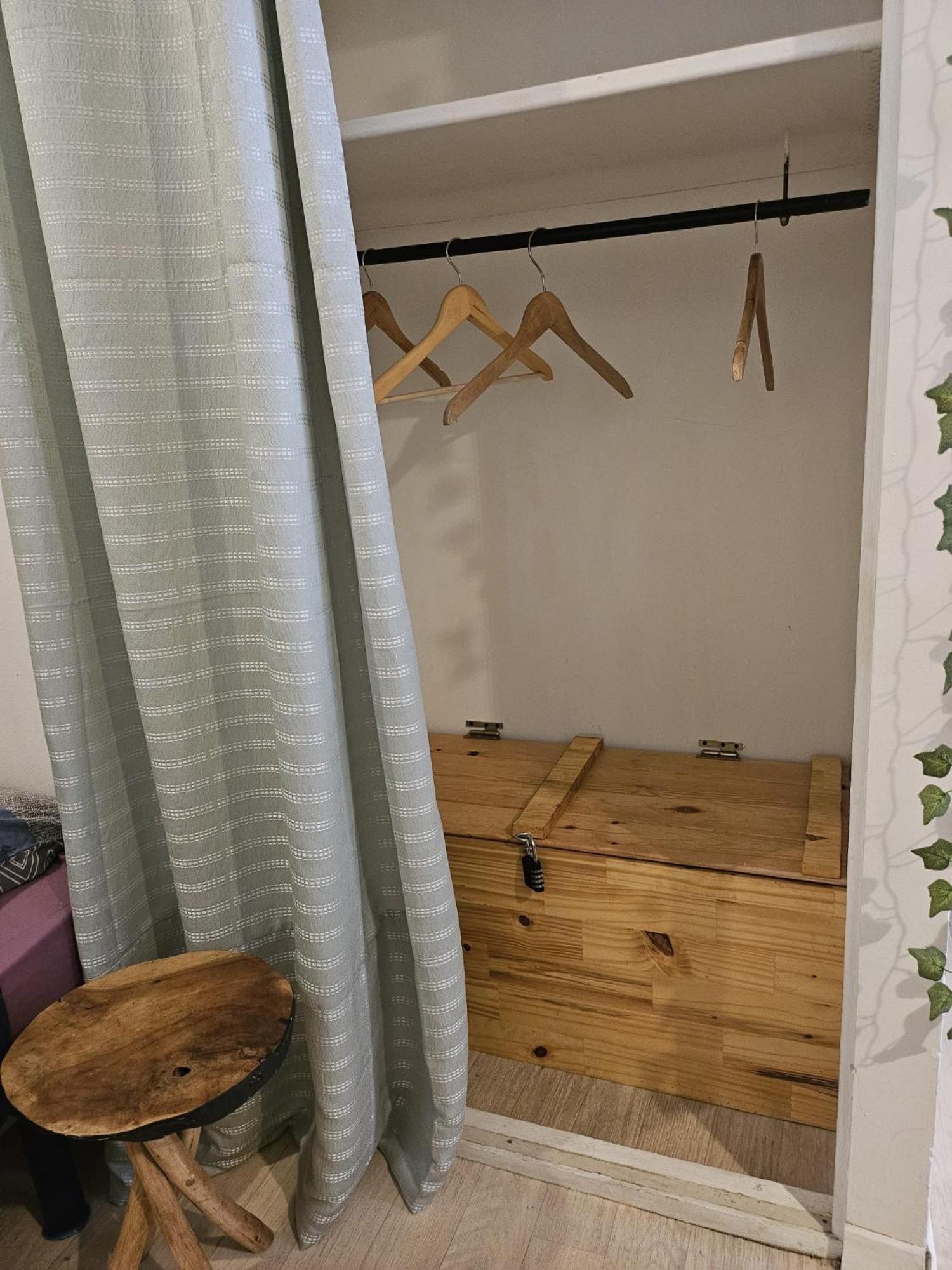 49 Studio Centre-Ville Box A Bagages Gratuits Carcassonne Exterior foto